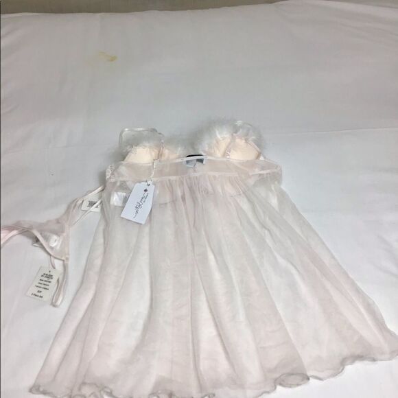 In-Bloom By Jonquil Marabou Trim Chemise & Thong - Picture 5 of 9